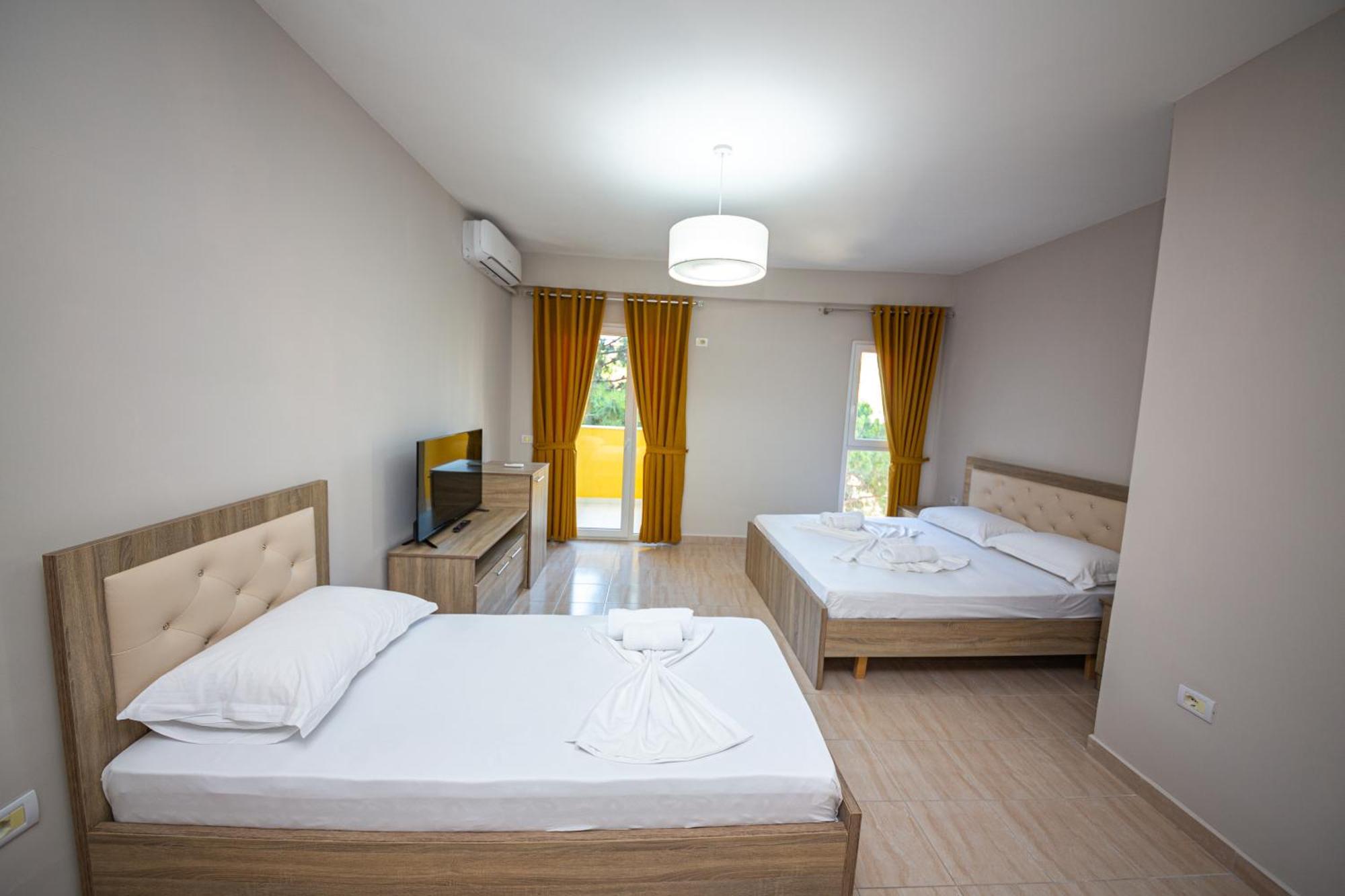 Ponari S Hotel Kryemëdhej Zimmer foto