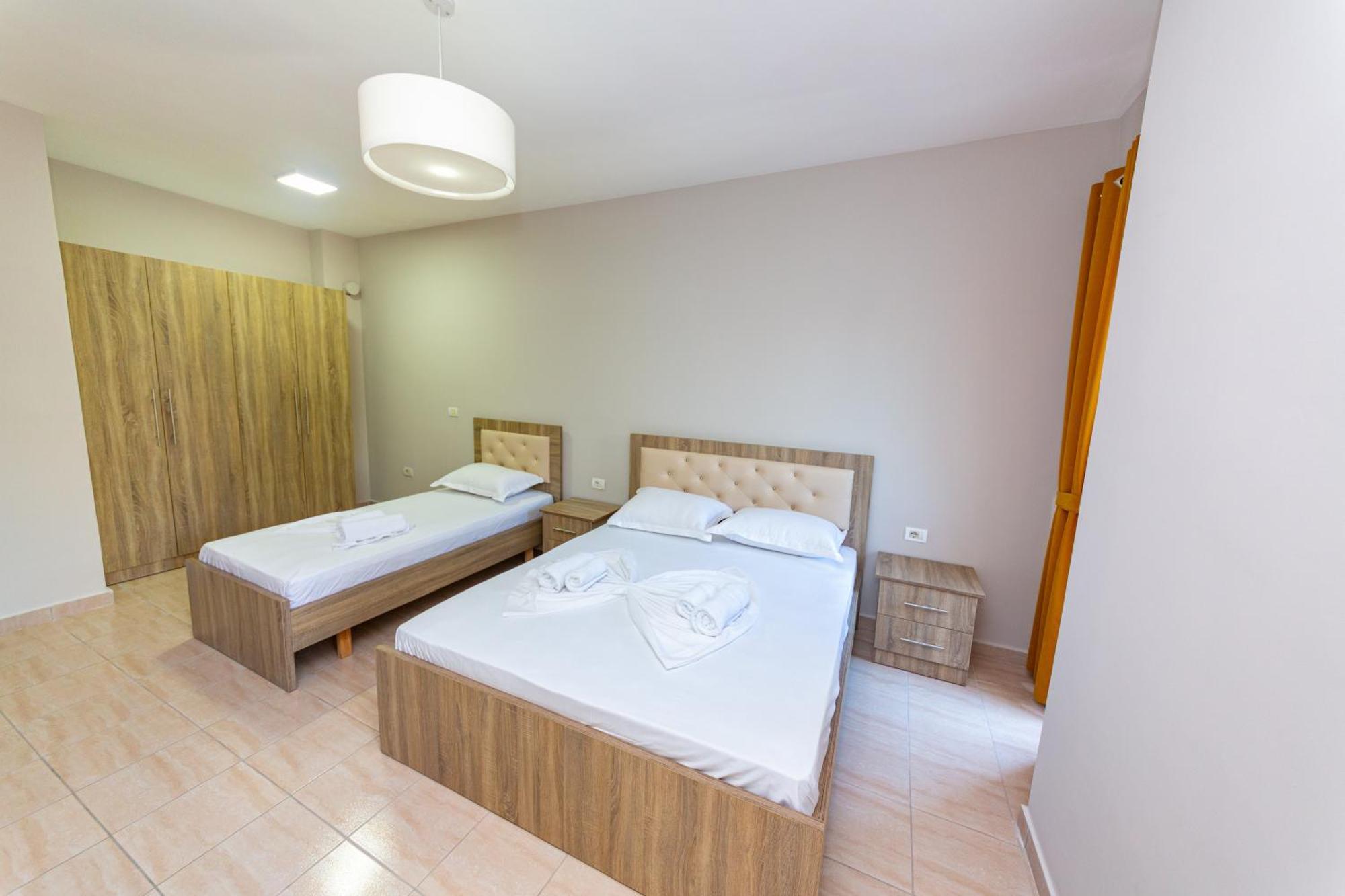 Ponari S Hotel Kryemëdhej Zimmer foto